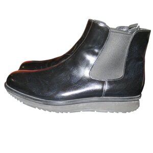 Prada B4L F0002 Black Brushed Spazzolato Italian Leather Chelsea Boot 9  2TE136